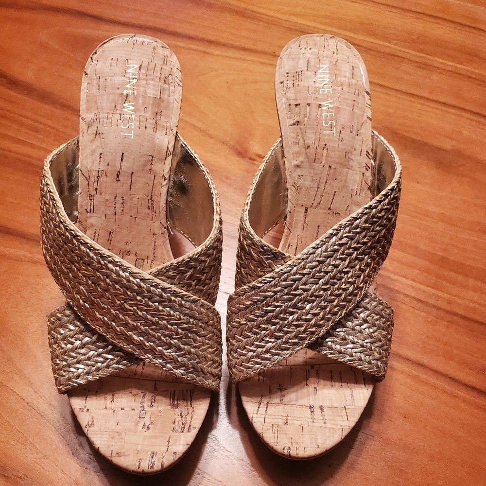 Nine West Cork Wedges Size 7.5